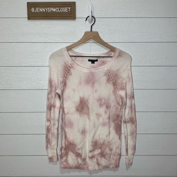 American Eagle Outfitters Sweaters - AEO Pink & White Sweater Size XS